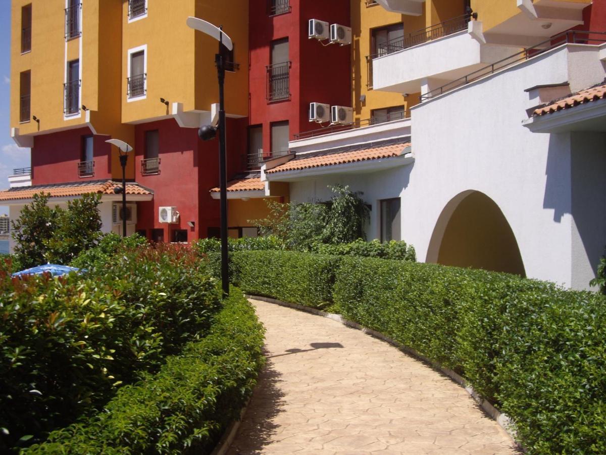 Apartment Studio Deluxe Marina Cape 4 Stars Resort 33 5 Aheloy Exterior foto